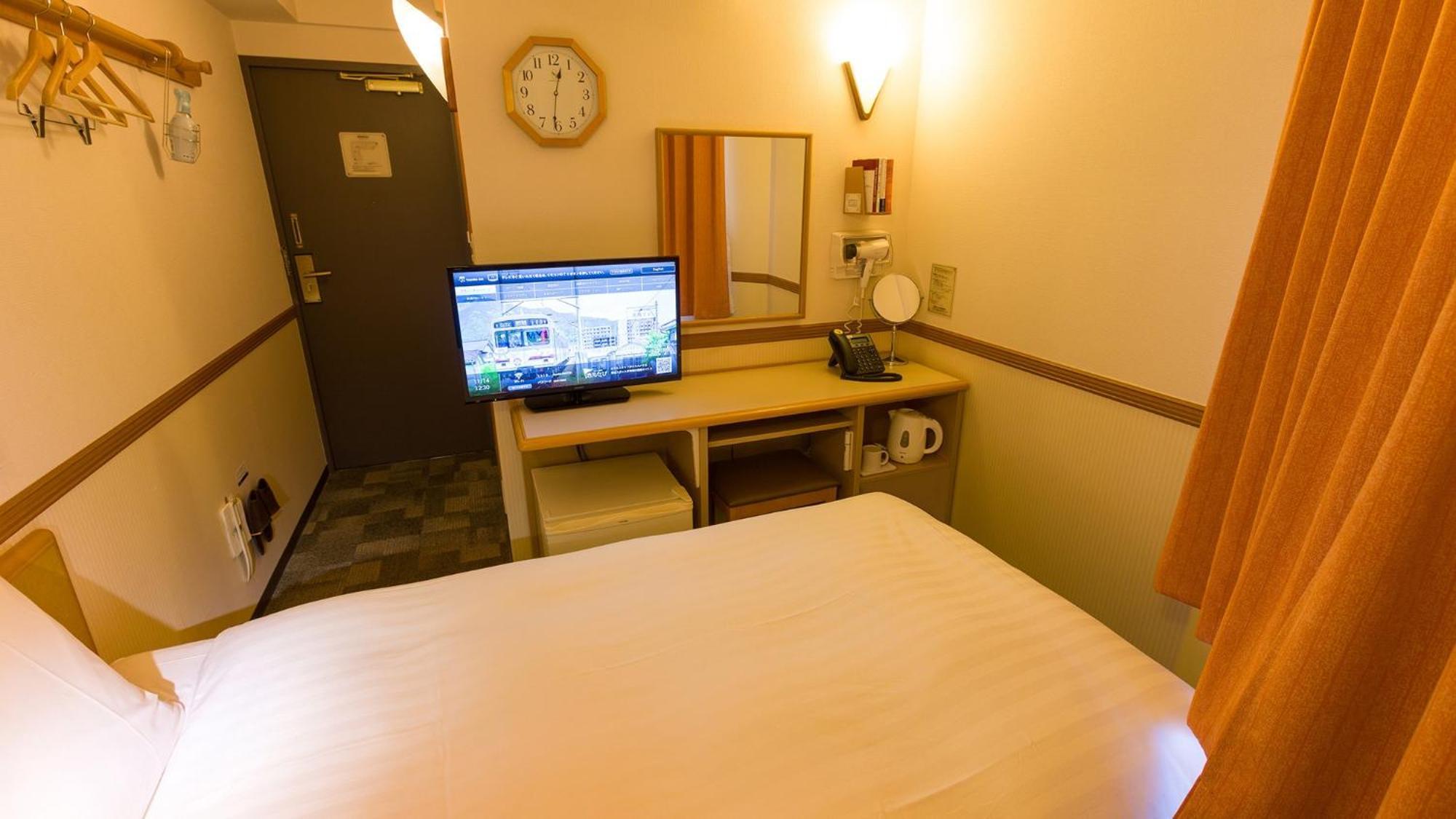 Toyoko Inn Okayama Eki Nishi Guchi Hiroba Bilik gambar